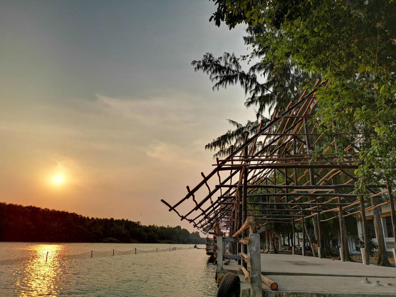 Chi-Bu Riverside Nhon Trach Екстериор снимка